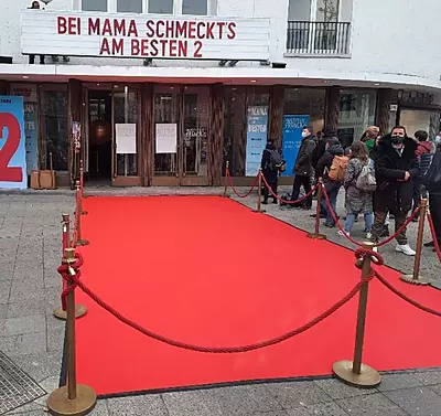 Premium Red Velour Exhibition Carpet Roll Hire in Berlin Premium Red Velour Exhibition Carpet Roll Hire in Berlin