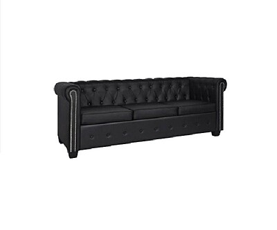 Black Chesterfield Couch Hire in Berlin – Iconic Style & Comfort