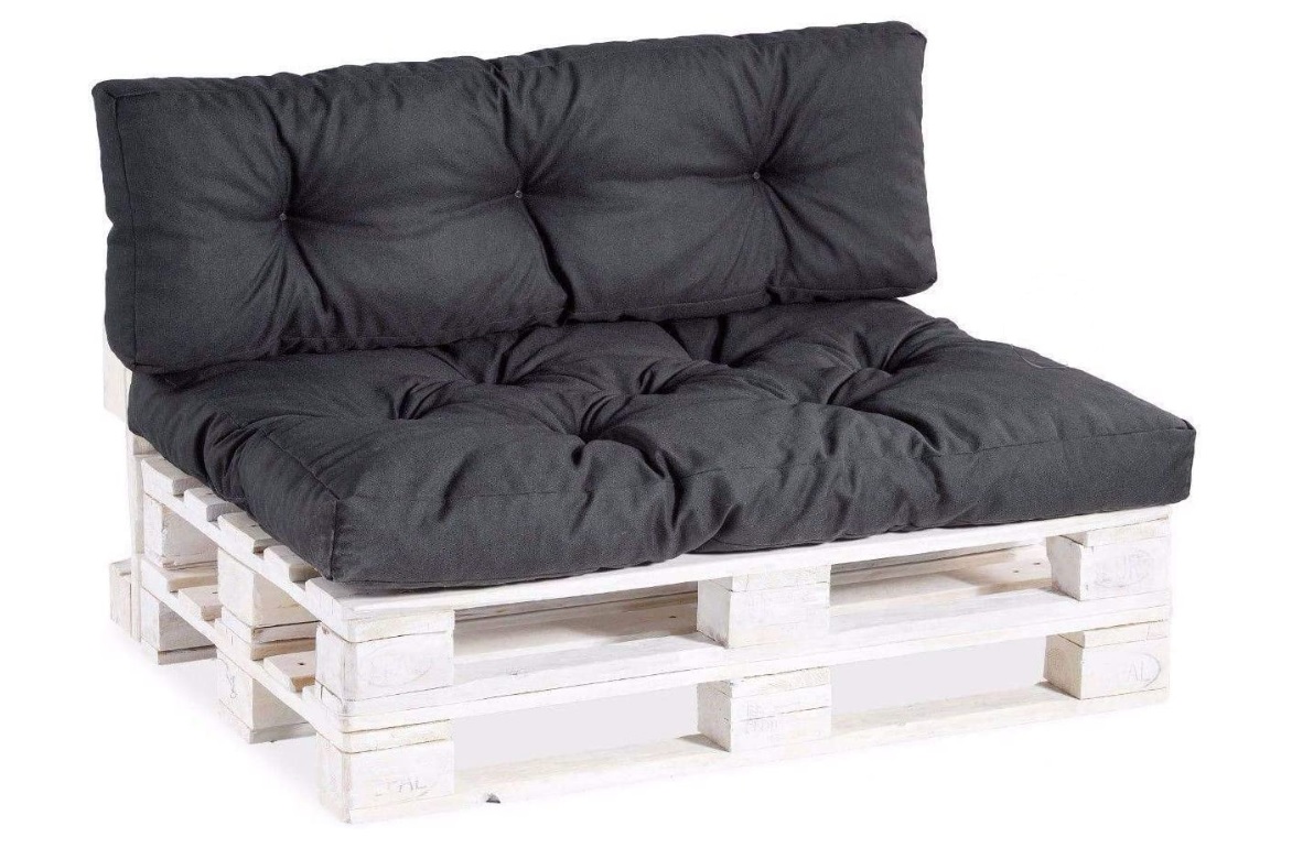 Pallet Sofa Hire in Berlin – Rustic & Eco-Friendly Lounge Seating