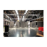 pipe and drape system hire Berlin – white room divider curtain setup