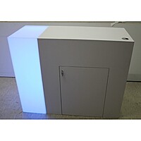 LED lockable counter hire Berlin – illuminated counter unit at event booth