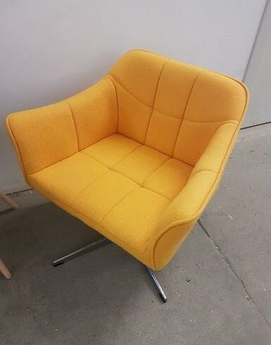 Berlin Yellow Swivel Chair Hire – Adjustable Height Modern Seat Berlin Yellow Swivel Chair Hire – Adjustable Height Modern Seat