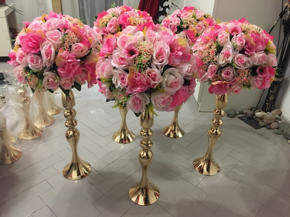 Rent a Gold Flower Pedestal Column in Berlin Rent a Gold Flower Pedestal Column in Berlin