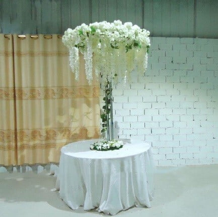 Rent a Silk Blossom Tree Centerpiece in Berlin Rent a Silk Blossom Tree Centerpiece in Berlin
