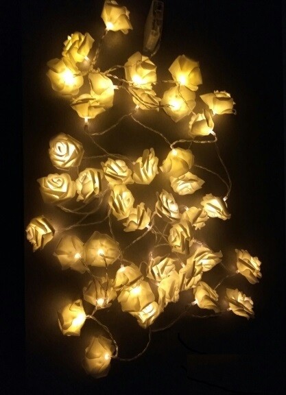 Rent White LED Rose Fairy Lights in Berlin (5 m, 40 Roses) Rent White LED Rose Fairy Lights in Berlin (5 m, 40 Roses)