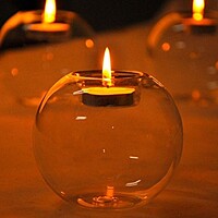 Rent a Round Transparent Tealight Holder in Berlin (Approx. 10 cm × 10 cm)