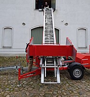 Rent a Furniture Lift (Baulift) in Berlin