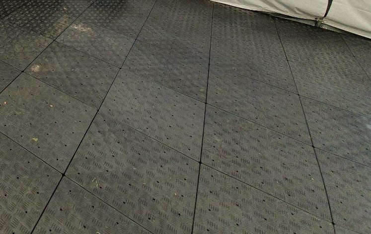 Modular Tent Flooring Panel Rental Berlin – 50×50 cm Black Weather-Resistant Tile Modular Tent Flooring Panel Rental Berlin – 50×50 cm Black Weather-Resistant Tile