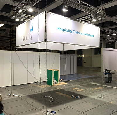 Hanging Ceiling Banner Rental in Berlin – Custom B1 Fabric Displays Hanging Ceiling Banner Rental in Berlin – Custom B1 Fabric Displays
