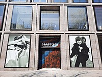 Custom Window Graphics Berlin  Printed Frosted Film (50 × 150 cm)